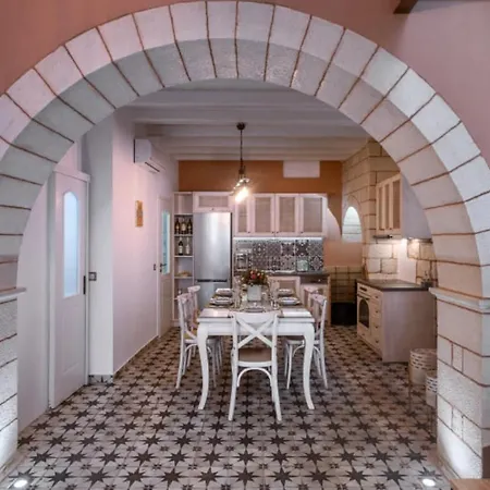 Estia Luxury Living