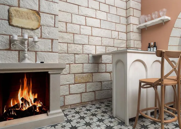 Estia Luxury Living 아파트