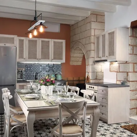 Estia Luxury Living